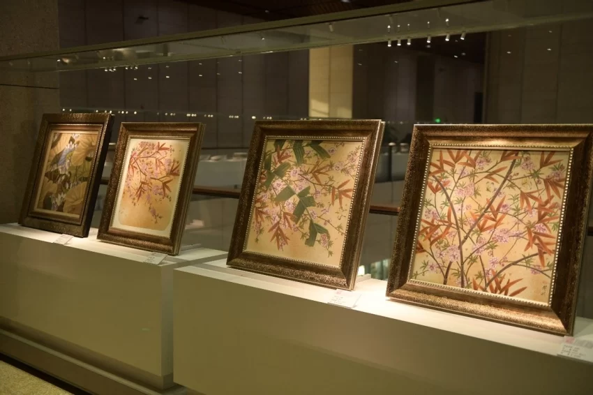 倡扬东方新古典美学:“诗心万象——张闻冰陶瓷艺术展”在京启幕(图8) 倡扬东方新古典美学:“诗心万象——张闻冰陶瓷艺术展”在京启幕(图8)