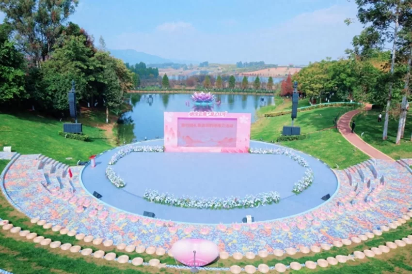 海拔1314米处邂逅浪漫，“情定云南·爱上红河”盛启