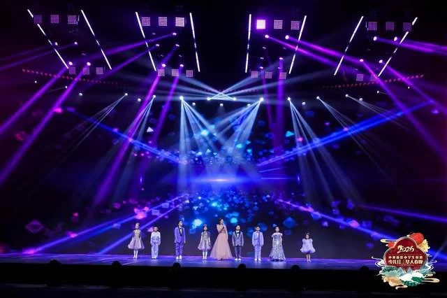 中央新影中学生频道2026《少儿红》华人春晚璀璨收官(图10)