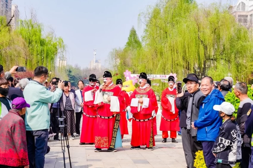 鹤舞樱飞 向新而行——2026樱花季鹤壁文旅推介大会开幕(图4)