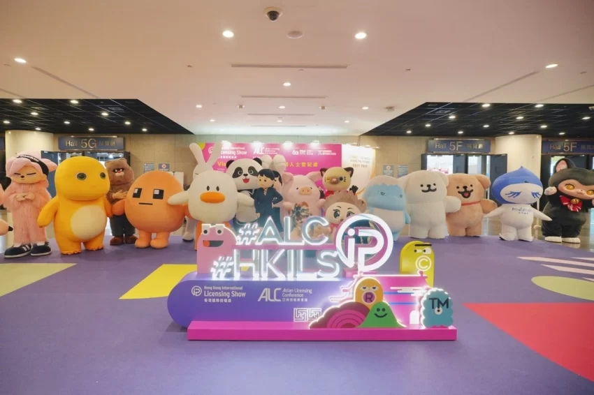 国民级动漫IP“奶龙”亮相2026香港国际授权展(图3) 国民级动漫IP“奶龙”亮相2026香港国际授权展(图3)
