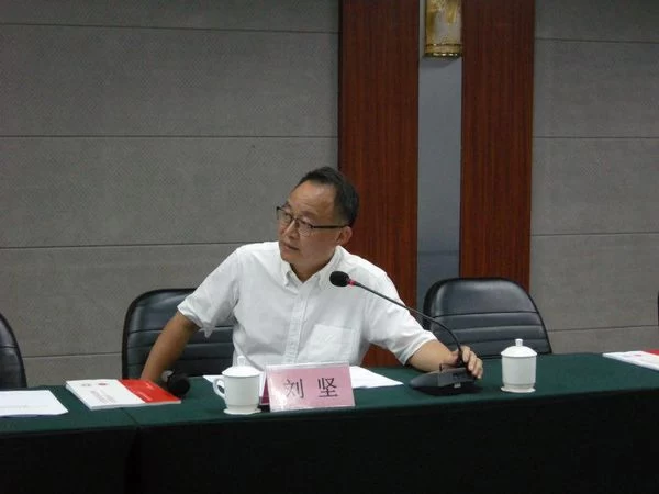 第三届中国教育创新成果公益博览会将于8月20日召开(图1) 第三届中国教育创新成果公益博览会将于8月20日召开(图1)