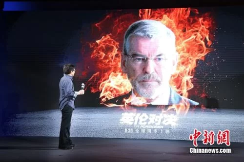 成龙：不想在好莱坞重复自我，而要超越自我(图6)