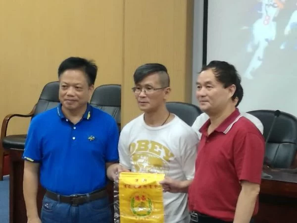 深圳市龙狮运动协会成立 弥补服务监管空白(图2) 深圳市龙狮运动协会成立 弥补服务监管空白(图2)