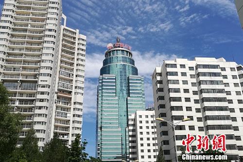 “9.30”调控1年:逾百城收紧楼市 热点城市房价停涨(图2) “9.30”调控1年:逾百城收紧楼市 热点城市房价停涨(图2)
