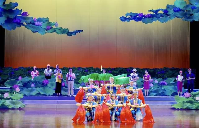 柳州两剧目参演广西剧展受关注(图2)