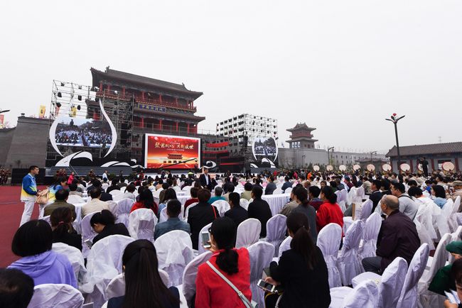 中国名酒齐聚中国汾酒城(图1) 中国名酒齐聚中国汾酒城(图1)
