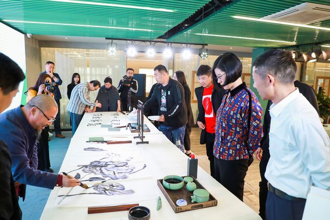 水城迁安展示周暨京迁文创产业协同发展论坛在京召开(图1) 水城迁安展示周暨京迁文创产业协同发展论坛在京召开(图1)