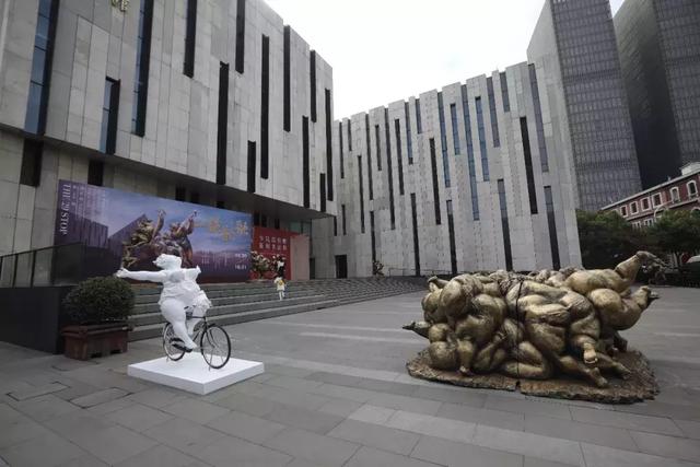众艳亮相金陵——“一路欢歌——许鸿飞雕塑世界巡展·南京站”启幕(图16)