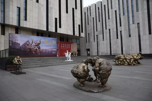众艳亮相金陵——“一路欢歌——许鸿飞雕塑世界巡展·南京站”启幕(图20)