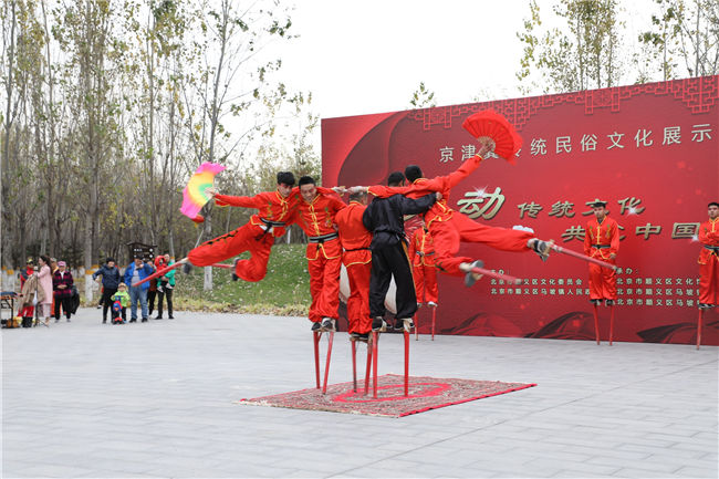 感受民间技艺 体验非遗魅力——京津冀三地民俗文化在这里绽放(图4)