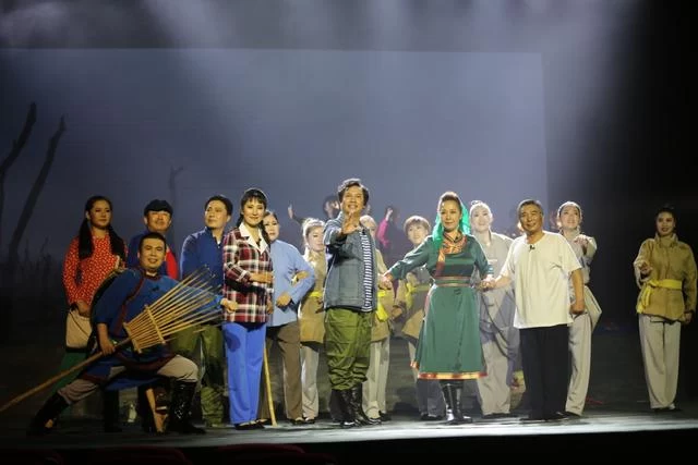 北京将首次上演由旗县乌兰牧骑独立演出的整台剧目(图1)