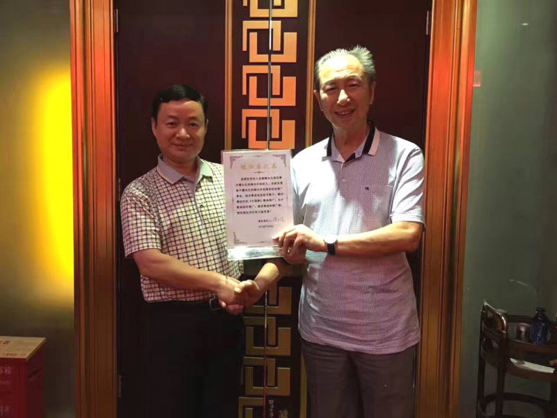 一颗赤子心 追寻中国梦——《中国梦》歌曲出品人岳晓峰的家国情怀(图2)