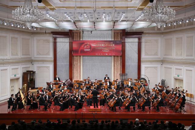 庆祝新中国成立70周年，中国交响乐作品展演天津音乐会成功举办(图1)