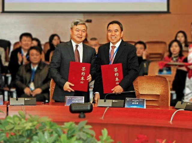校企合作新模式：中国传媒大学与四达时代集团联合成立非洲媒体智库(图1)