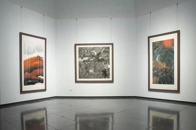 “大美不言——夏野水墨作品展”在岭南美术馆开展(图2) “大美不言——夏野水墨作品展”在岭南美术馆开展(图2)