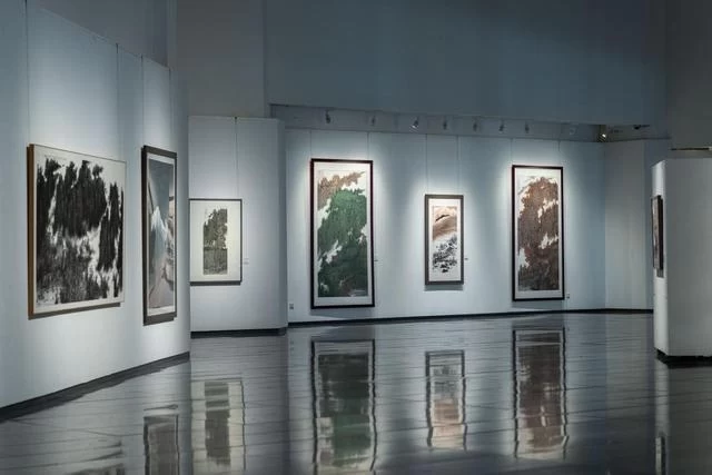 “大美不言——夏野水墨作品展”在岭南美术馆开展(图6) “大美不言——夏野水墨作品展”在岭南美术馆开展(图6)