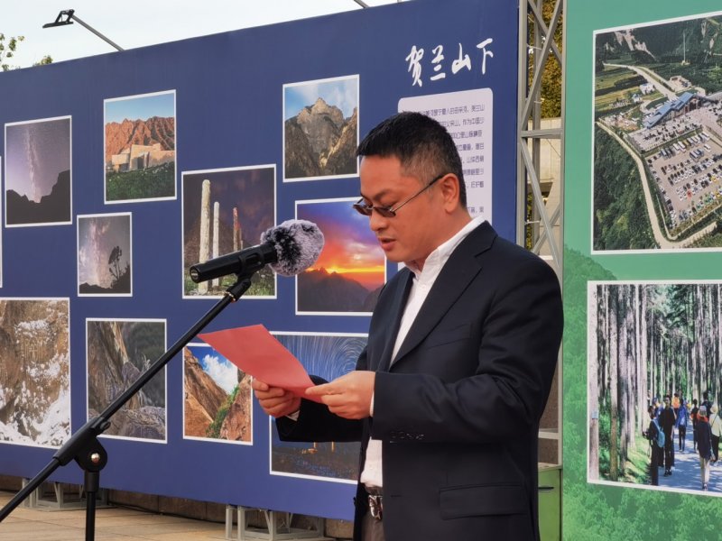 摄影为媒、图像表达，璀璨星空讲述宁夏生态故事  ——＂神奇宁夏 星星故乡＂专题摄影展登陆北京国际摄影周(图3)