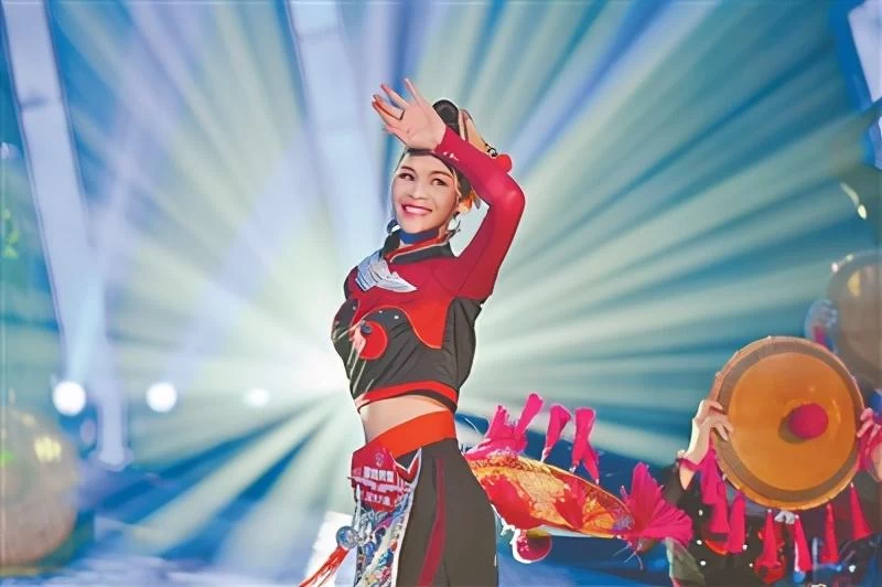 新时代的山乡巨变——环江毛南族整族脱贫观察(图2) 新时代的山乡巨变——环江毛南族整族脱贫观察(图2)