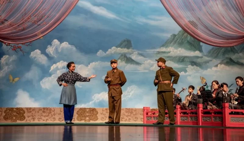 黄梅戏大剧院:点亮黄冈 重启未来——写在黄梅戏大剧院开业运营5周年(图10) 黄梅戏大剧院:点亮黄冈 重启未来——写在黄梅戏大剧院开业运营5周年(图10)