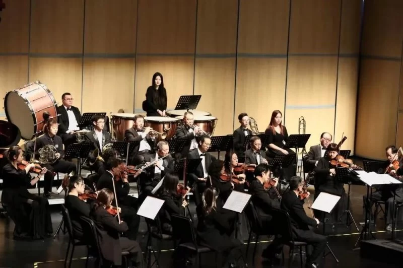 黄梅戏大剧院:点亮黄冈 重启未来——写在黄梅戏大剧院开业运营5周年(图8) 黄梅戏大剧院:点亮黄冈 重启未来——写在黄梅戏大剧院开业运营5周年(图8)