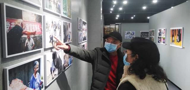 贵州省文化馆用近200张照片讲述脱贫攻坚的故事(图6)