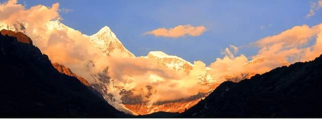 王振书法展“绿水青山”巨幅大字受好评(图16) 王振书法展“绿水青山”巨幅大字受好评(图16)