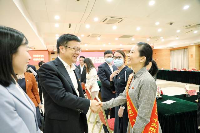 瓯塑非遗传承人青弘提出《开放视野下 从“共赢”走向“共富”》建议(图2)