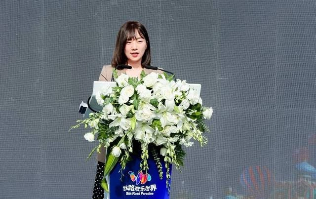 丝路欢乐世界文商旅行业创新沙龙暨“丝路文化国际传播交流基地”授牌仪式举行(图3)