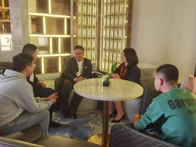 丽水学院“青春关怀”名师工作室组织师生拜访食药用菌界“元老”“新秀”(图3) 丽水学院“青春关怀”名师工作室组织师生拜访食药用菌界“元老”“新秀”(图3)