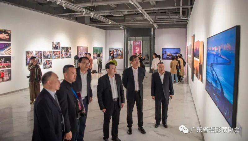 广东省第29届摄影展览开幕暨颁奖仪式宝安区美术馆隆重举行(图42)