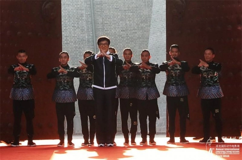 成家班-龙韵武艺团《勇者》全球巡演北京站好评如潮(图2)