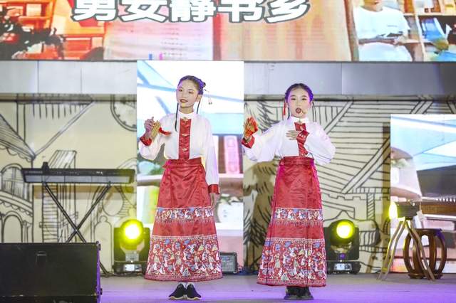 “面朝大海·春暖花开”龙港乡村音乐嘉年华活动在广西龙潭镇举行(图4)