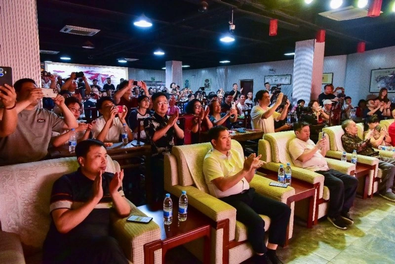 筑巢引凤评剧回滦——评剧导演巨匠张玮经典作品演唱会在滦州举行(图2)