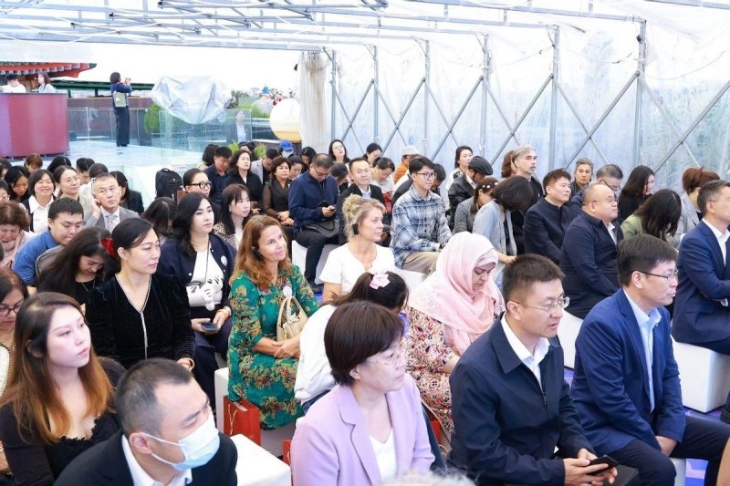 共鉴珍珠之美 共绘文化蓝图——2024北京红桥国际珍珠文化节开幕(图2)