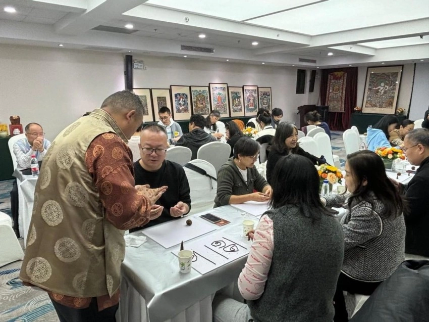 传承匠心 守正创新——西藏工艺美术大师作品展在京展现十年发展硕果(图4)