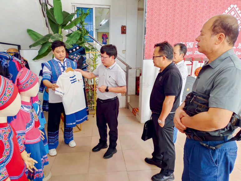 锦绣多彩生活【铸牢中华民族共同体意识 创建全国民族团结进步示范市来宾纪实】(图2) 锦绣多彩生活【铸牢中华民族共同体意识 创建全国民族团结进步示范市来宾纪实】(图2)