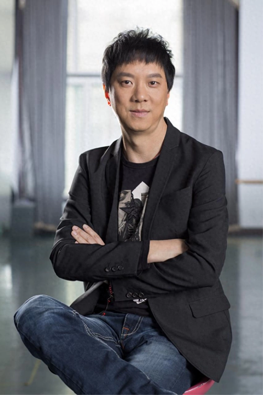 音乐诗人梁芒：以浪漫书写有用的歌(图1)