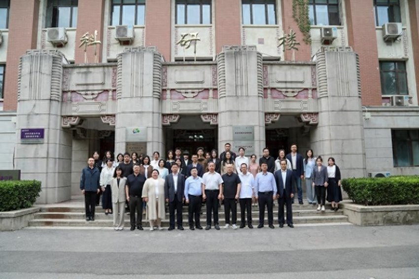 2024年度“北京雨燕奖学金”座谈会在北京建筑大学顺利举办