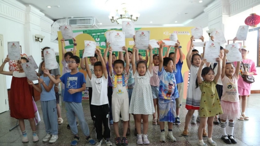 艺术之光照亮童心，文化自信铸就未来——青岛市歌舞剧院首届高雅艺术走近青少年展演季成功举办(图11)