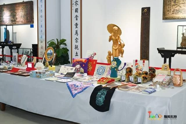 文创精品焕新城市文化名片——“潮YOUNG好礼”2025朝阳礼物决赛落幕(图6)