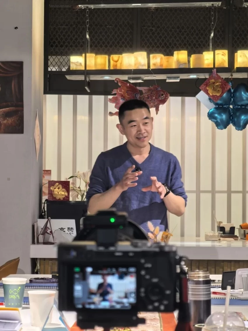 京骑文化入境游精英导游三月份实训课程圆满结课(图3) 京骑文化入境游精英导游三月份实训课程圆满结课(图3)