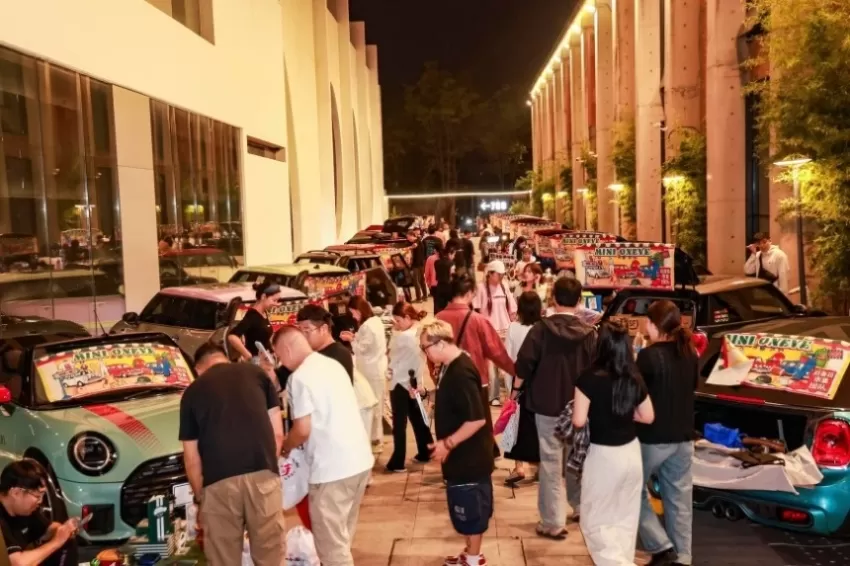 798南门——慢生活商业街区打造沉浸式艺术夜(图9) 798南门——慢生活商业街区打造沉浸式艺术夜(图9)