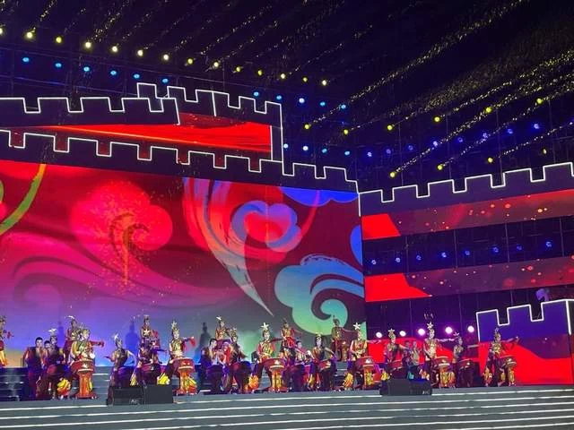 “舞武说吟唱”诗颂长城文化——中华世纪坛中秋诗会点亮月圆之夜(图6)