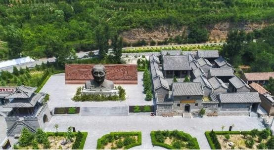 专家学者走进晋中,品鉴“一山一水一支歌”(图1) 专家学者走进晋中,品鉴“一山一水一支歌”(图1)