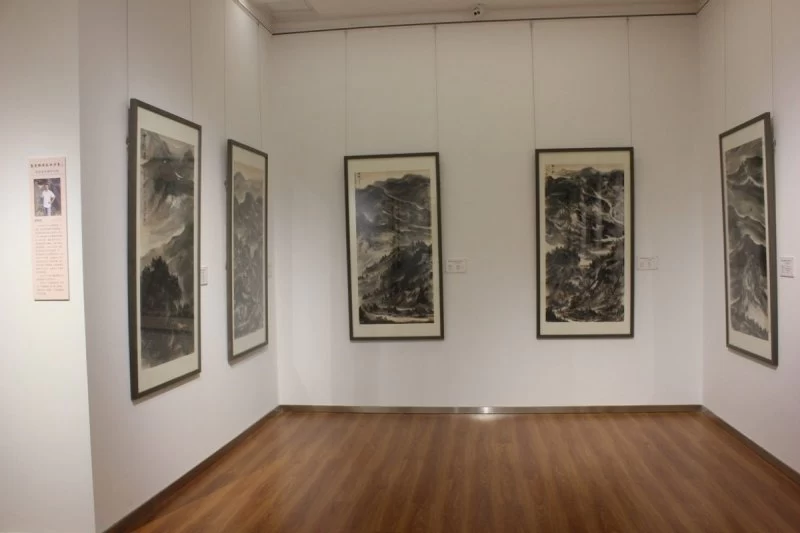 聚焦经典 盛世丹青——韩景森国画作品展在北京炎黄艺术馆隆重展出(图6) 聚焦经典 盛世丹青——韩景森国画作品展在北京炎黄艺术馆隆重展出(图6)