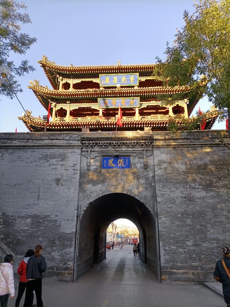 山西宁武：黄土高原上独具魅力的绿色明珠(图1)