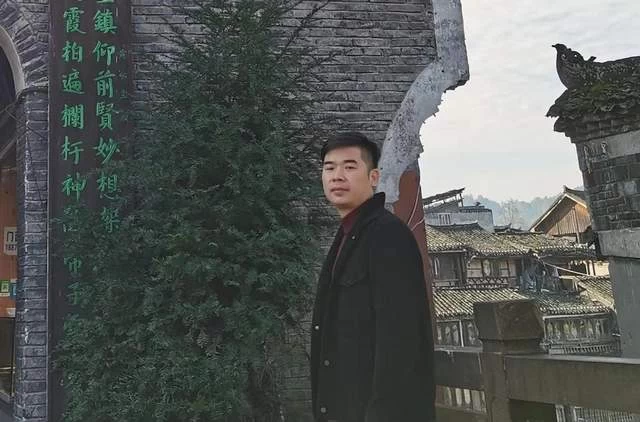 “东莞青年文艺人才”展讯 |“轻笔入梦”伍志明书法作品展(图2) “东莞青年文艺人才”展讯 |“轻笔入梦”伍志明书法作品展(图2)