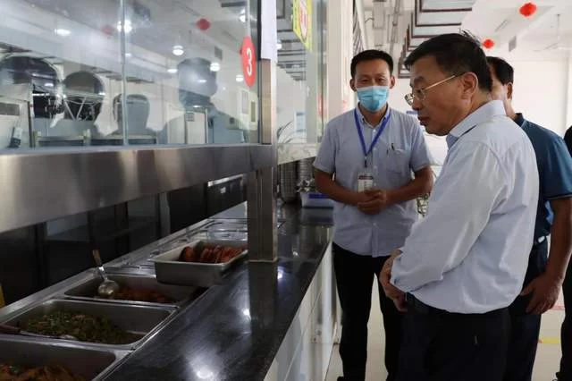 榆林职业技术学院：沉下身子解难题“六进”暖心办实事